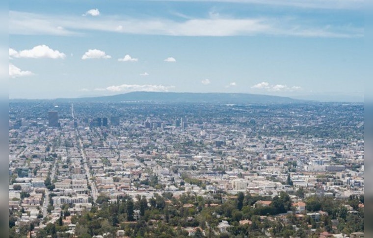 Los Angeles Faces a Mostly Sunny Christmas, Mild Temperatures Through the Week