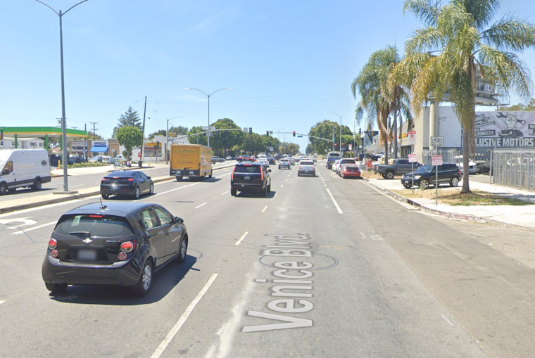 Los Angeles Firefighters Conduct Early Morning Auto Extrication in Single-Car Incident on Venice Boulevard