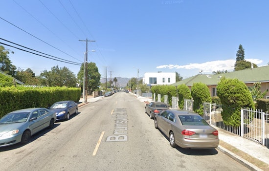 Los Angeles Firefighters Extinguish Atwater Village Residential Blaze in Under 20 Minutes