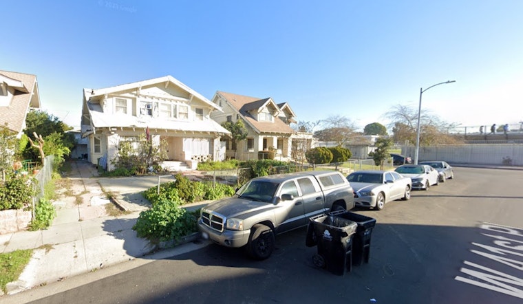 Los Angeles Firefighters Successfully Quell Vermont Square Blaze, No