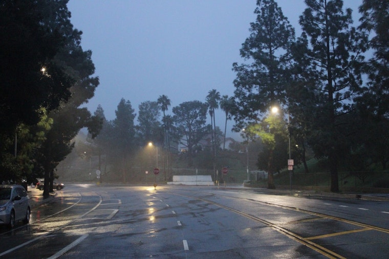 Los Angeles on Alert, Flood Watch Issued Amidst Heavy Rains and Threat of Thunderstorms