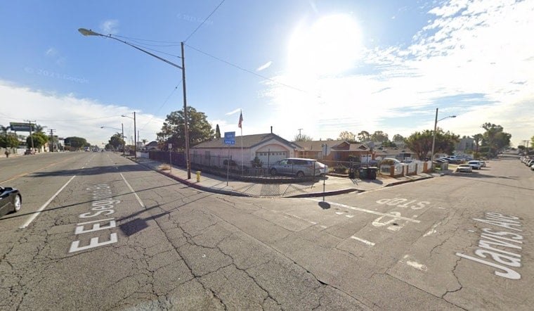 Man Killed, Four Injured in Los Angeles Street Shootout, Suspect Remains at Large