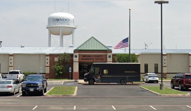 Medina County Law Enforcement Pursues Suspects Accused of Targeting Vehicles with Pellet Guns Near Lacoste, Natalia, and Castroville