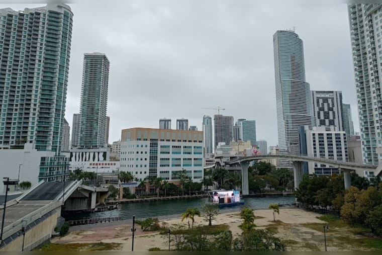 Miami Braces for Showers Before Drier Air Moves In, Cooler Weather Expected by the Weekend