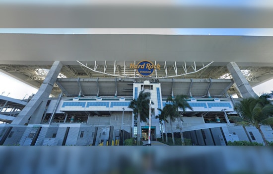 Miami Dolphins Host Dallas Cowboys Amid Parking Scramble and Injury Concerns