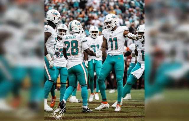 Miami Dolphins Secure Offensive Lineman Austin Jackson With $39 Million Extension Through 2026