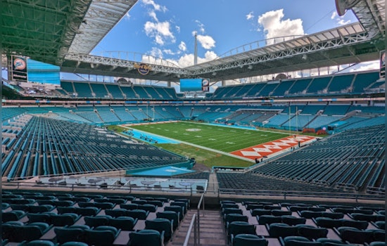 Miami Dolphins Upset by Tennessee Titans, Lose Grip on AFC Lead After Monday Night Meltdown