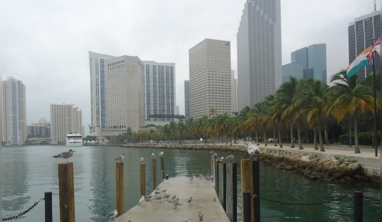 Miami Embraces Festive Cheer, Mild Christmas Forecast Amidst Cloudy Skies