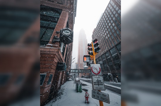 Minneapolis Braces for Chilly Week as Light Snowfall Leaves Slick Roads