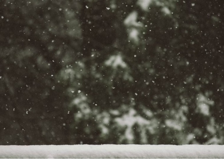 Minneapolis Braces for Snow Showers and Chilly New Year's Festivities as Temperatures Hover Around Freezing
