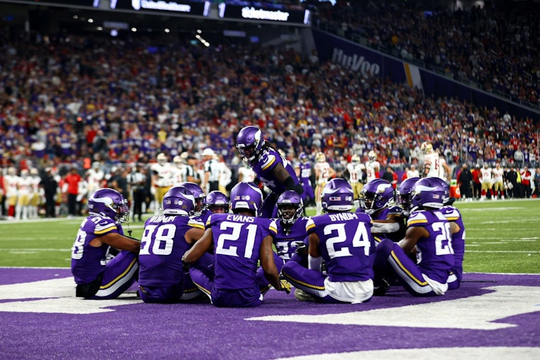 Minnesota Vikings Contemplate Quarterback Shake-Up Ahead of Key Game Against Packers