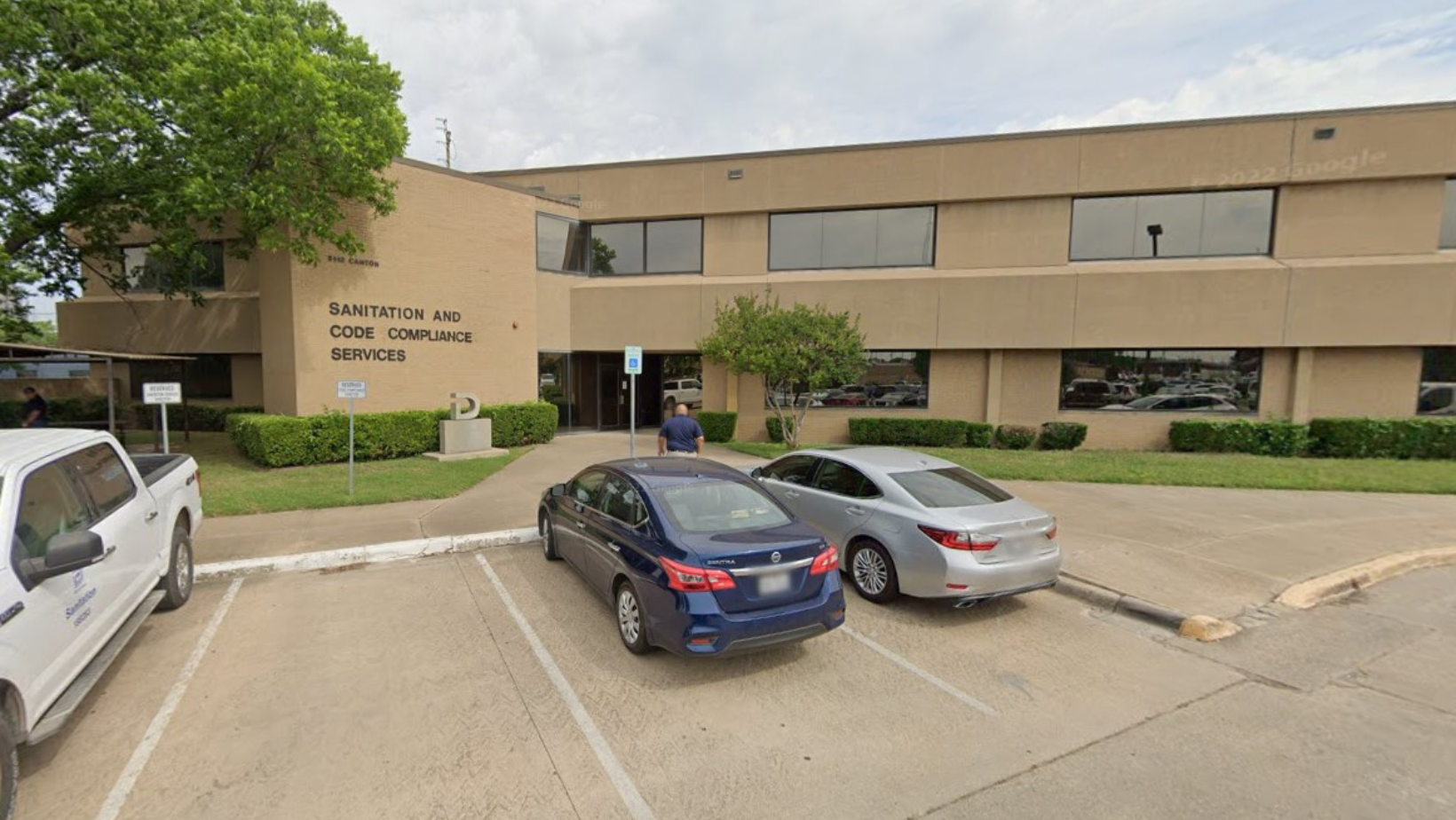 New York and Dallas Adjust Trash Collection Schedules for Holiday