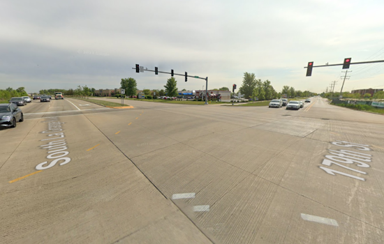 Off-Duty Chicago Police Officer Killed in Two-Vehicle Crash in Tinley Park