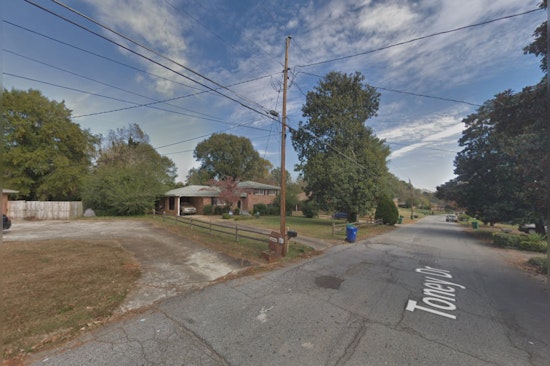 One Dead, Suspect in Custody After Christmas Day Stabbing in DeKalb County, Decatur Area