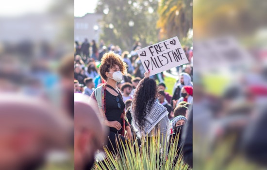 Over 400 Jewish Facilities Across US Hit by Wave of False Bomb Threats