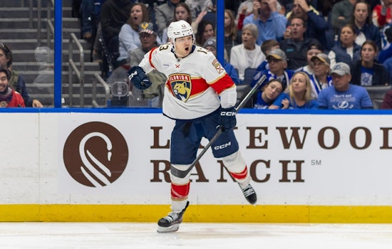 Panthers Clinch Victory Over Lightning 3-2, Reinhart and Bobrovsky Shine in Florida Showdown