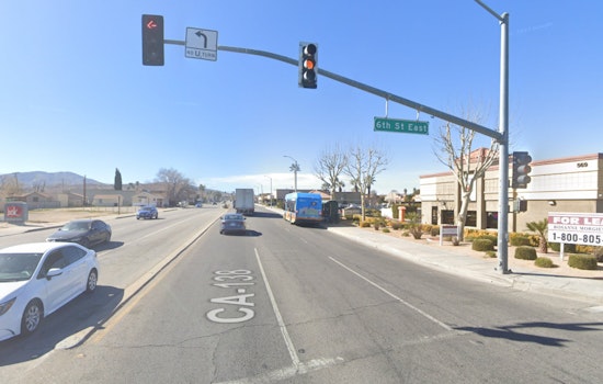 Pedestrian Fatally Struck by Vehicle in Palmdale, Driver Cooperates with Investigation
