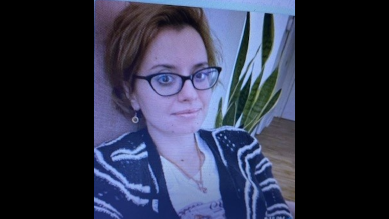 Petaluma Police Issue Urgent Appeal for Assistance in Locating Missing Woman at Risk Due to Medical Conditions