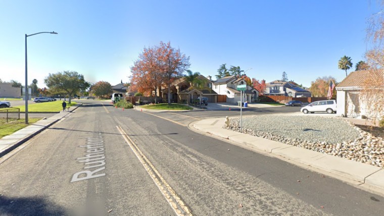 Pizza Delivery Man Slain in Cold Blood Near School, Cops Seek Clues in Suburban Slaughter