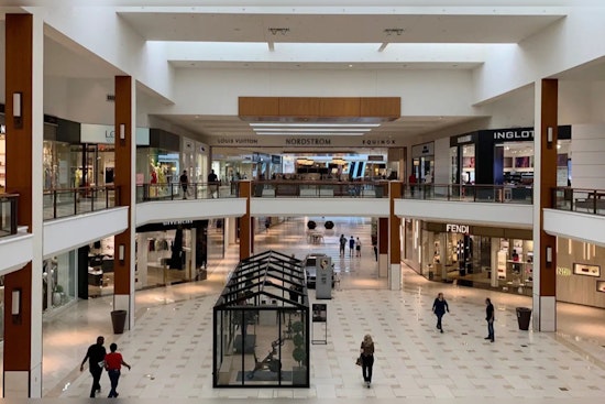 Post-Christmas Return Rush Hits South Florida Malls, Aventura Sees Black Friday-Level Crowds