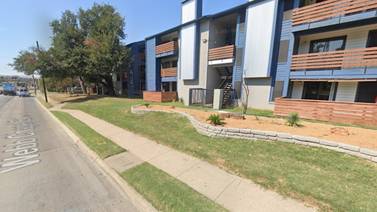 Predawn Shootout Injures 3 at Dallas Apartment, Gunman At Large