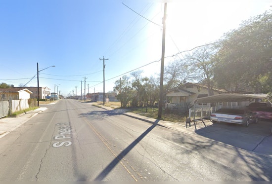 San Antonio Firefighters Quickly Extinguish Suspected Arson at Vacant Downtown Building