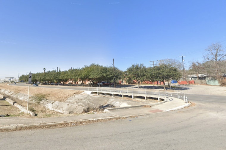 San Antonio Police Probe Uncertain Death as Woman Found in Pecan Valley Ditch