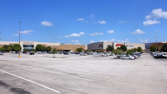 Shopper Wounded in Shooting at Barton Creek Square Mall in Austin, Police Seek Suspect