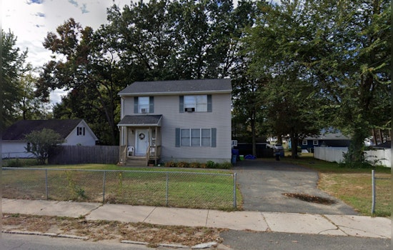 Springfield Officer Among Two Arrested in Firearms and Drugs Bust