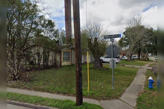 Suspect in Custody After Houston Apartment Fire Leaves Man Hospitalized on Christmas Day