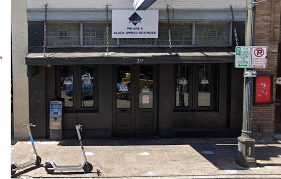 Suspected Gunman Fatally Shot by Police on Austin's Sixth Street, Three Bystanders Wounded