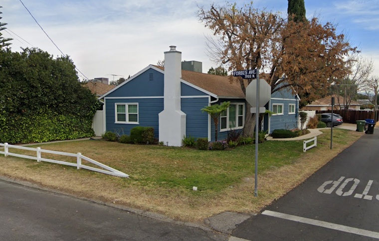 Suspects Pose as LAPD Officers in Daring Lake Balboa Home Invasion