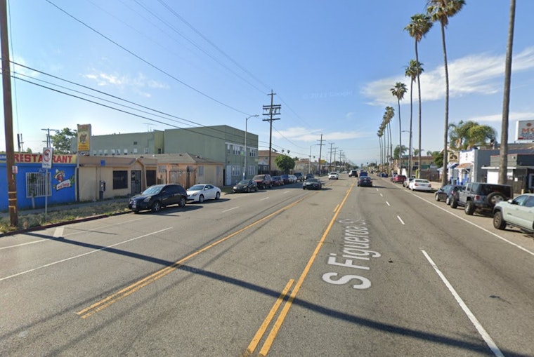 Swift LAFD Response Extinguishes Vermont Vista Eatery Blaze, 50-Year-Old Man Injured