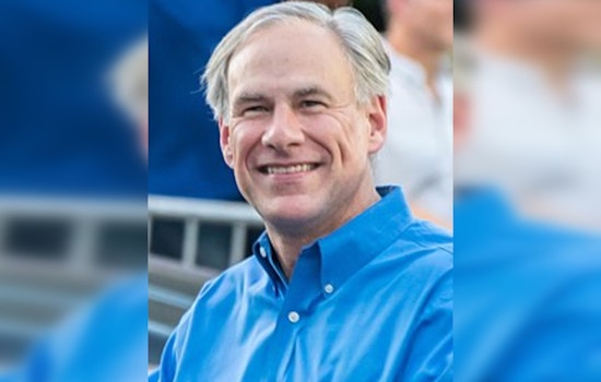 Texas Governor Abbott Expands Immigrant Relocation Efforts to Chicago in Sanctuary City Showdown