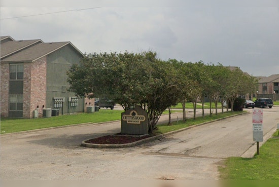 Texas Town Demands Justice for Slain 16-Year-Old Cheerleader