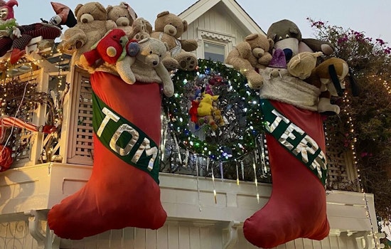 Jerry Goldstein, LGBTQ+ Activist and Other Half of Pair of Who Created Elaborate Christmas Display, Passes Away