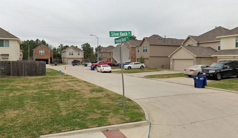 Underwater Mystery Unveiled as Gunshots Lead to Car Discovery in Harris County Pond with No Occupants Detected