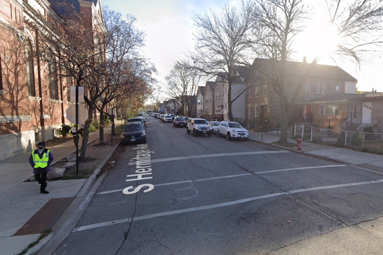 Unidentified Man Fatally Shot in Chicago’s Back of the Yards, Police Investigating Homicide