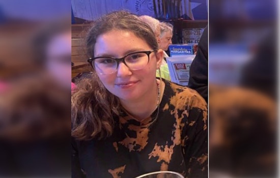 Urgent Search Underway for Missing 14-Year-Old Girl in Chicago