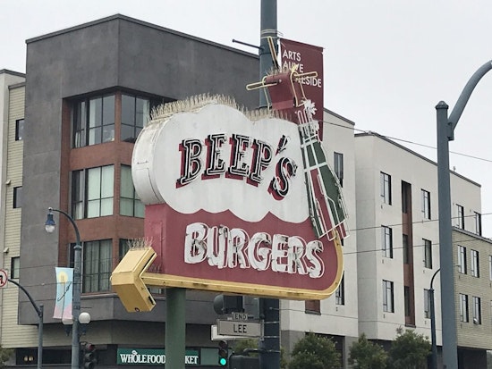 Ingleside drive-in Beep’s Burgers is now open until 2 a.m. every night