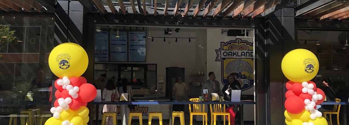 The new Señor Sisig in Oakland is now open, and it’s got a full bar