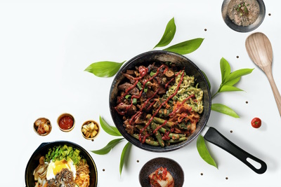 https://img.hoodline.com/2023/5/best-korean-barbeque-in-silicon-valley-hom-korean-kitchen.webp