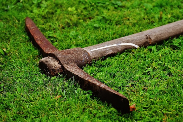 San Carlos Victim Struck in the Head with Pickaxe, Police Detain Suspect