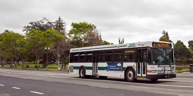 Stabbing Onslaught on AC Transit Bus: 70-Year-Old Man Attacks Passenger with Hunting Knife in Oakland