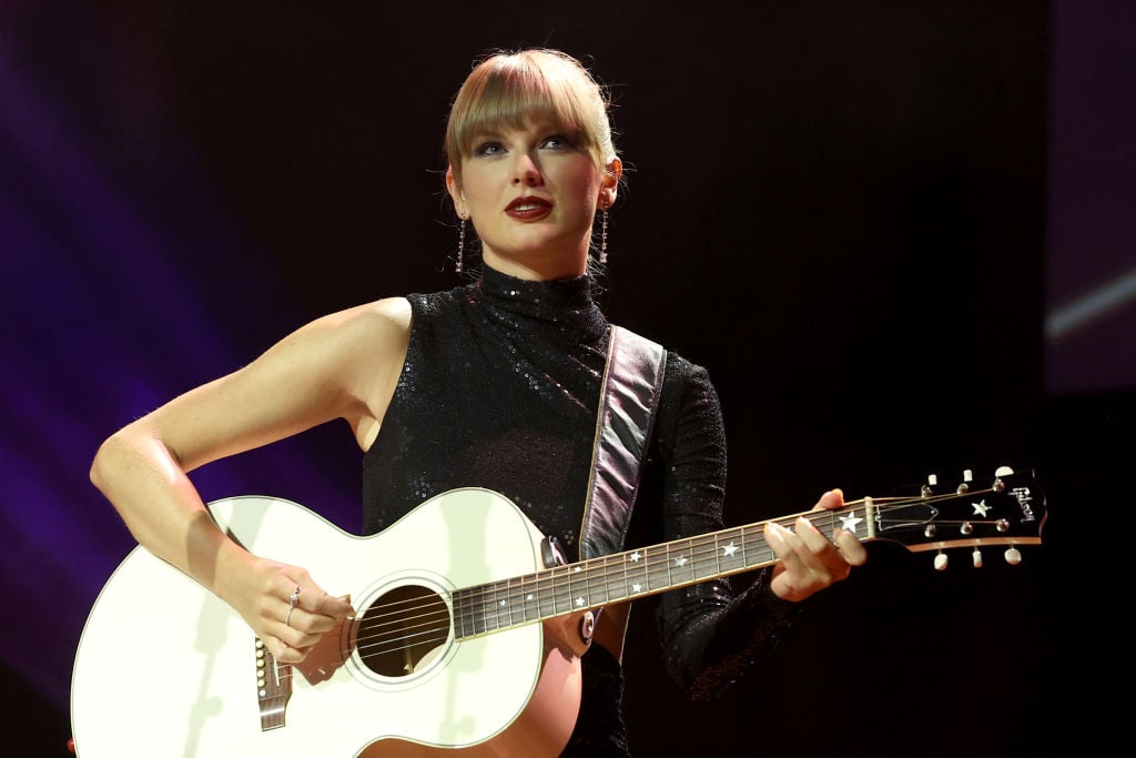 Taylor Swift in Santa Clara: 7 On Your Side jumps into action