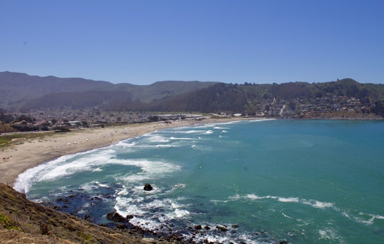 Man Vanishes into Ocean at Rockaway Beach, Pacifica, with No Trace Left