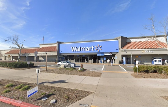 Man Weilding Knives & Hatchet Caused a Dramatic 7-Hour Standoff at Santee Walmart; Joint Police Efforts Successfully De-Escalated