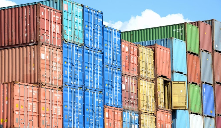 Stack Shipping Containers to & Convert into Homeless Shelter, Says San Diego Project