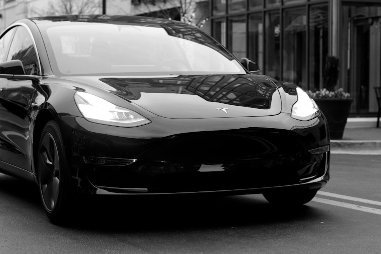 SoCal Con-Man Swindles $4.8 Million Using Bogus Tesla Investment Scheme in San Francisco