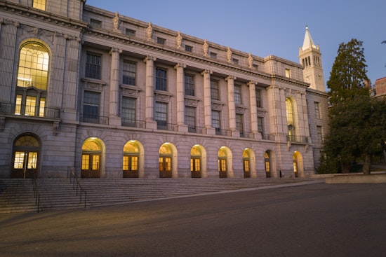 Death of Ex-Berkeley Mayor: Family Sues Transport Company Over Fatal Neck Injury